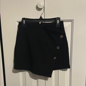 Just Be Elegant Black Buttoned Women's Skirt